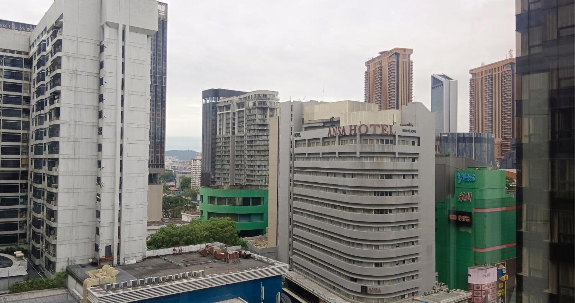 Hotel Grand Millennium 5*