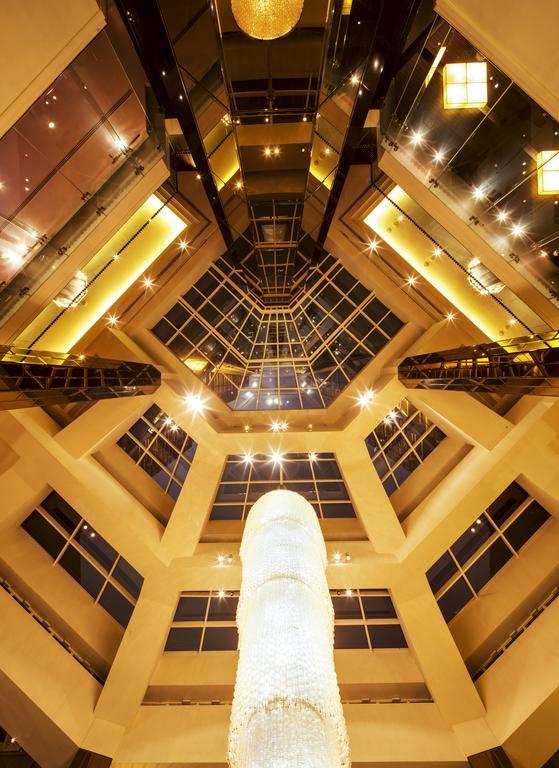 Hotel Grand Millennium 5*