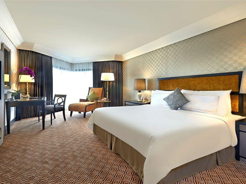 Grand Millennium Hotel 5*