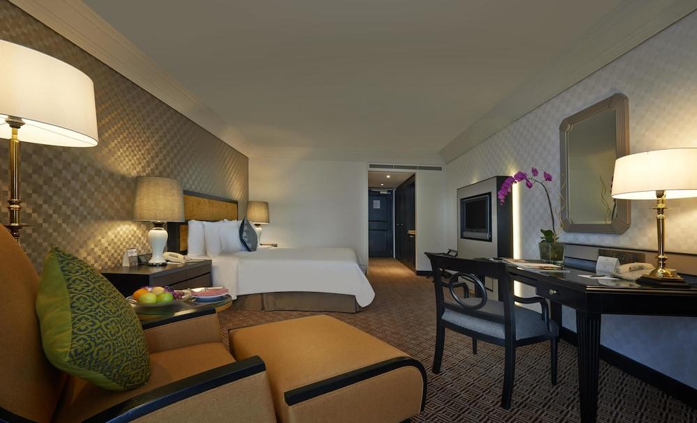 Hotel Grand Millennium