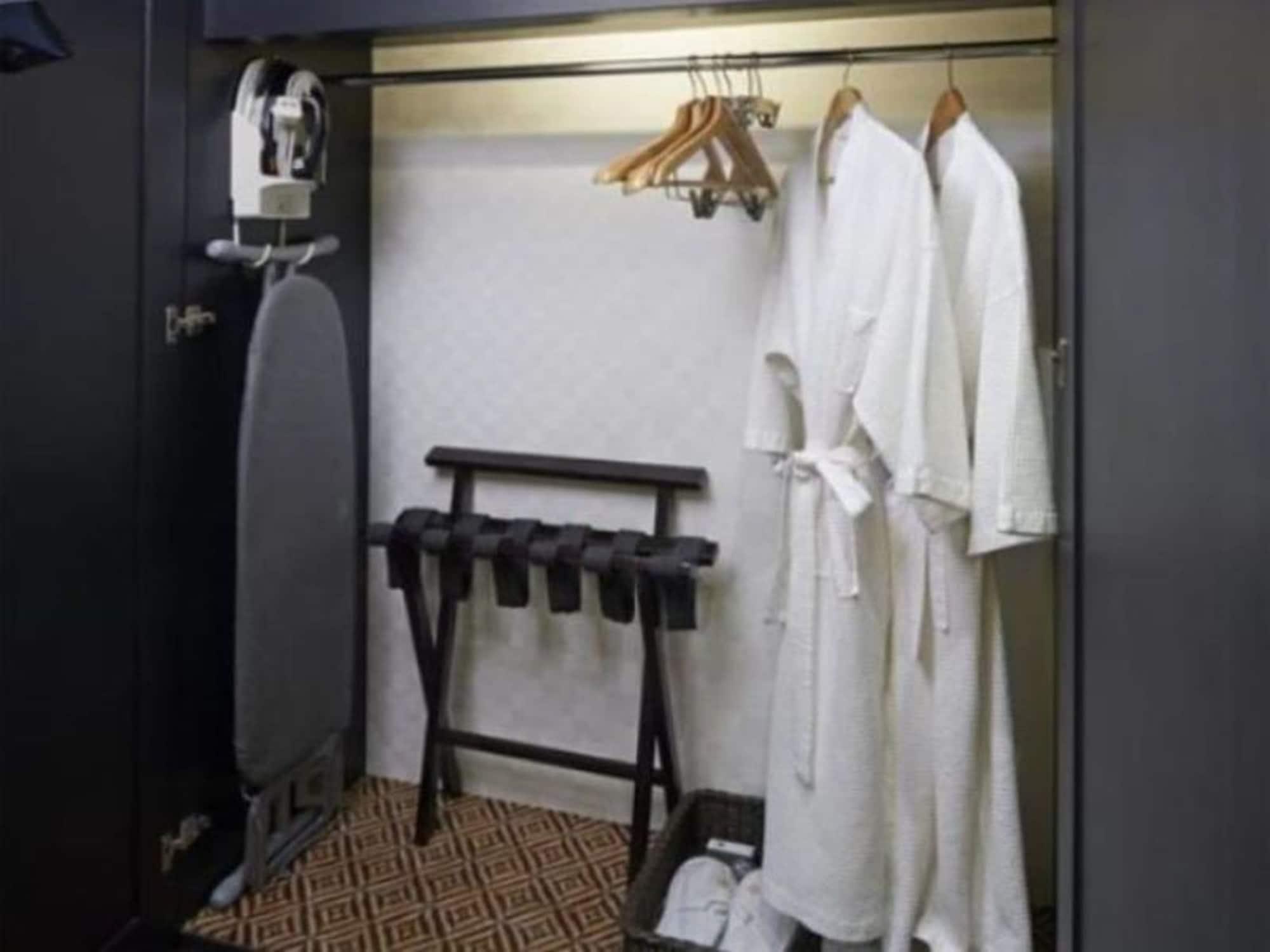 Grand Millennium Hotel